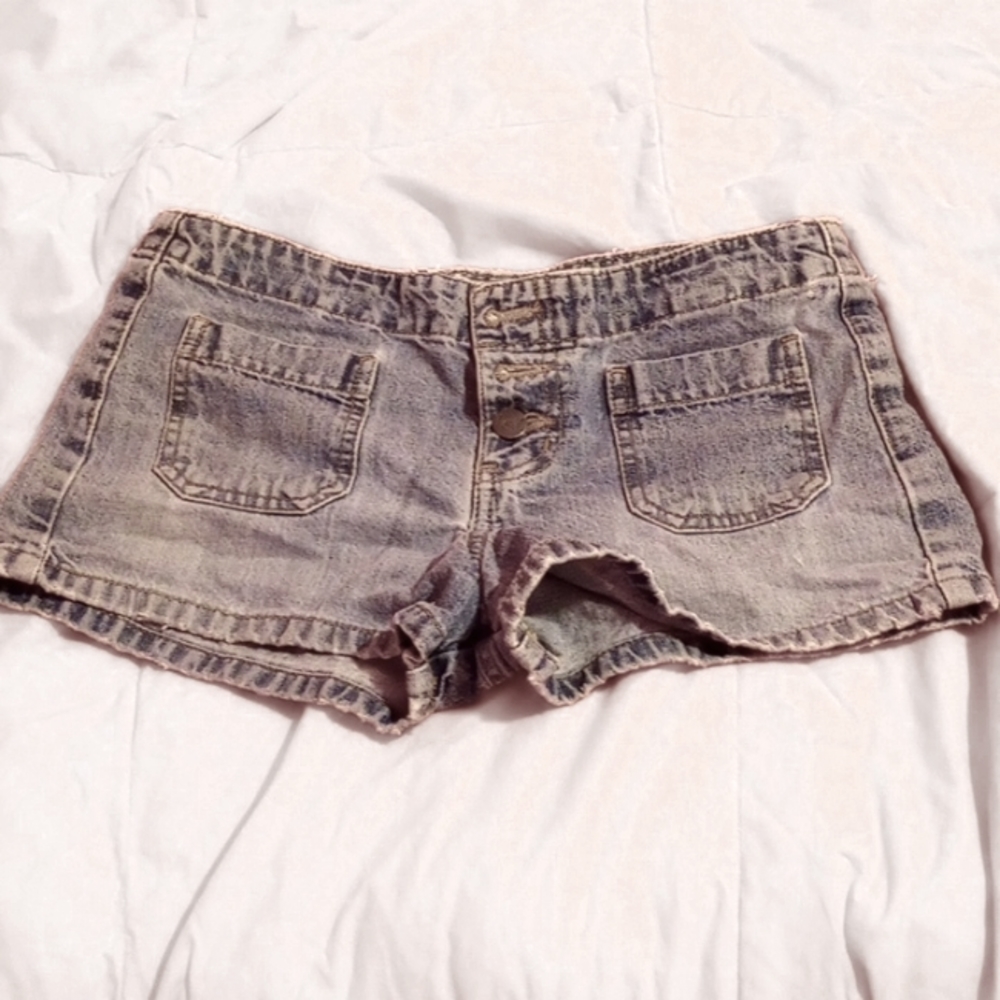 Jean short shorts